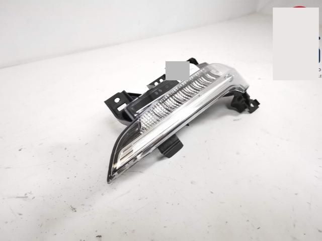 bontott PORSCHE 911 Bal Nappali Menetfény