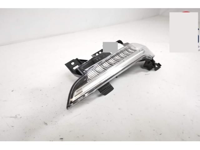 bontott PORSCHE 911 Bal Nappali Menetfény