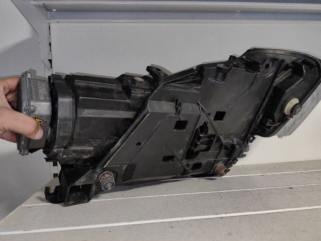 bontott PORSCHE 911 Bal Xenon Fényszóró