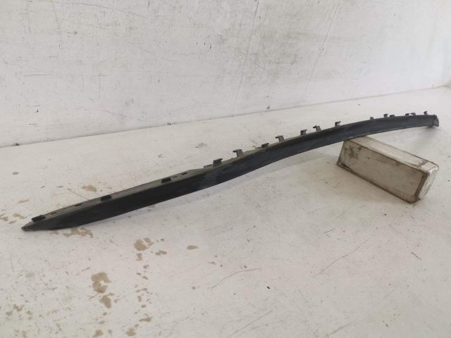 bontott PORSCHE 911 Első Lökhárító Díszléc