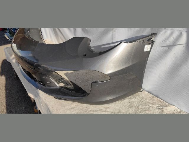 bontott PORSCHE 911 Első Lökhárító (Üresen)