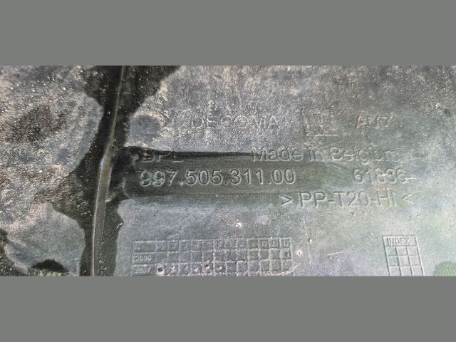 bontott PORSCHE 911 Első Lökhárító (Üresen)