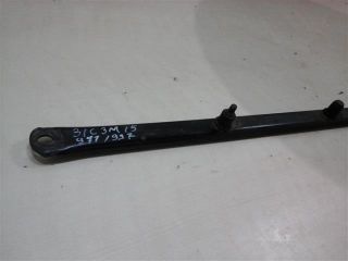 bontott PORSCHE 911 Hátsó középső Lökhárító Tartó (Műanyag)