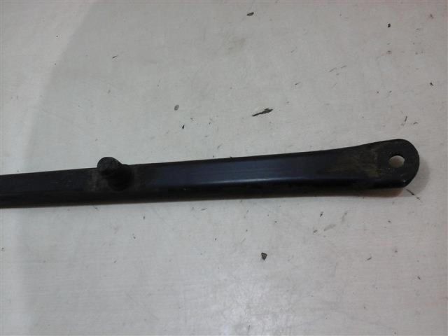 bontott PORSCHE 911 Hátsó középső Lökhárító Tartó (Műanyag)