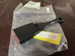 bontott PORSCHE 911 Jobb első Biztonsági Öv Csat