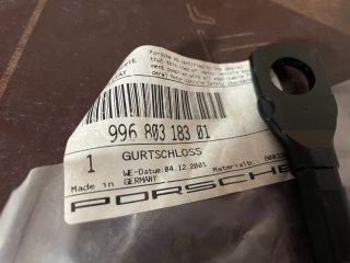 bontott PORSCHE 911 Jobb első Biztonsági Öv Csat