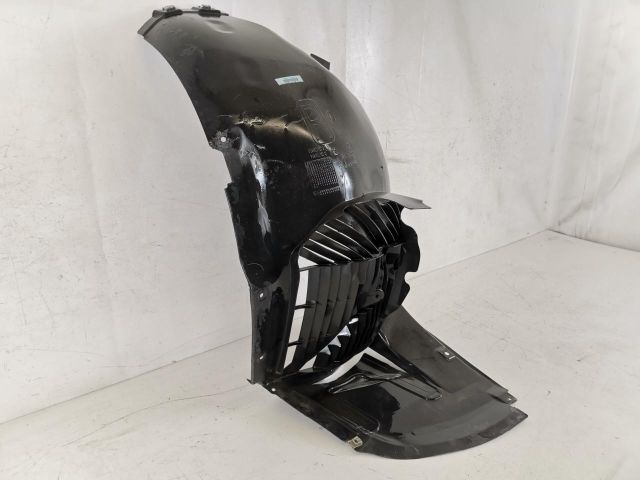 bontott PORSCHE 911 Jobb első Dobbetét (Kerékjárati, Műanyag)