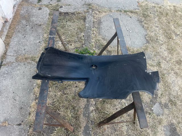 bontott PORSCHE 911 Jobb hátsó Hátsó Dobbetét (Kerékjárati, Műanyag)