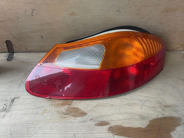 bontott PORSCHE BOXSTER Jobb Hátsó Lámpa