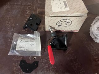 bontott PORSCHE BOXSTER Tető Zárszerkezet