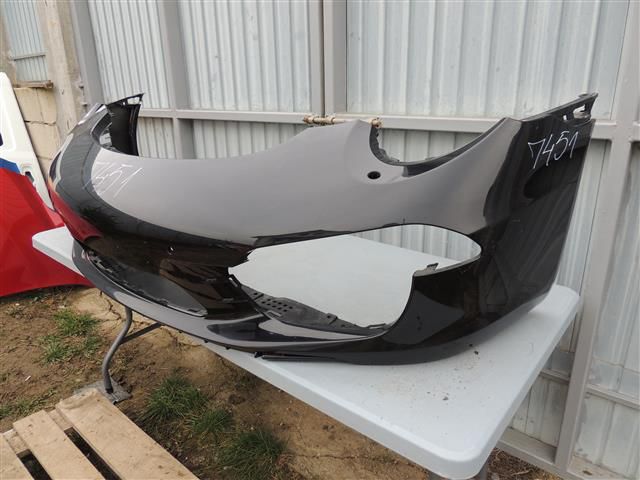 bontott PORSCHE CARRERA Első Lökhárító (Részeivel)