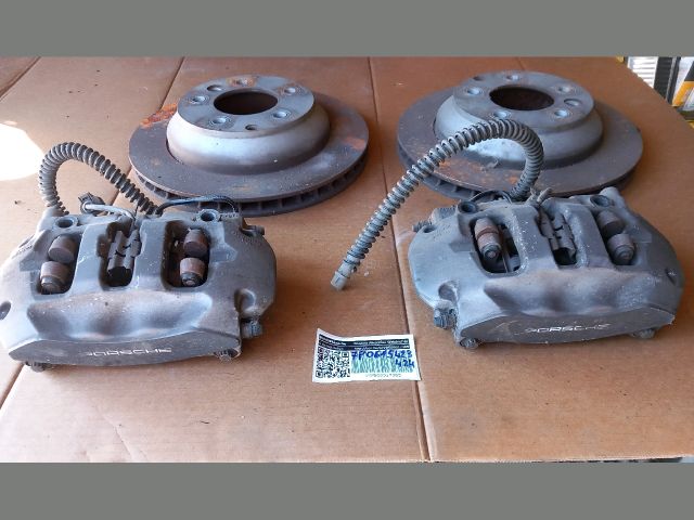 bontott PORSCHE CAYENNE Féknyereg Munkahengerrel Szett