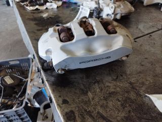 bontott PORSCHE CAYENNE Jobb hátsó Féknyereg Munkahengerrel