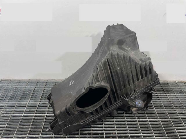 bontott PORSCHE CAYENNE Légszűrő Ház