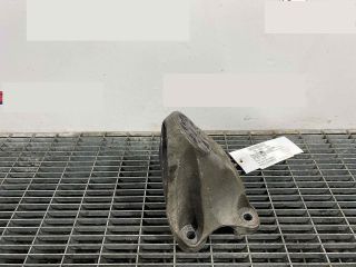 bontott PORSCHE CAYENNE Motor Tartó Bak Bal