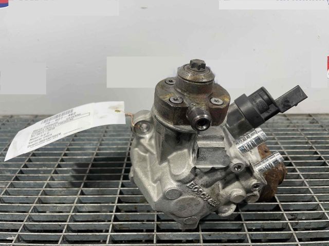 bontott PORSCHE CAYENNE Nagynyomású Szivattyú