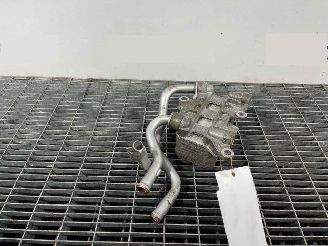 bontott PORSCHE CAYENNE Olajhűtő