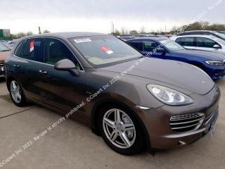 bontott PORSCHE CAYENNE Váltó Tartó Bak (Pozíciófüggetlen)