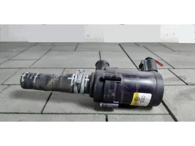 bontott PORSCHE CAYENNE Vízpumpa