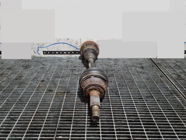 bontott PORSCHE CAYENNE Bal Féltengely