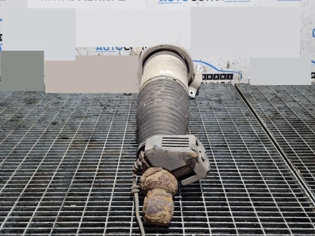 bontott PORSCHE CAYENNE Bal hátsó Rugó