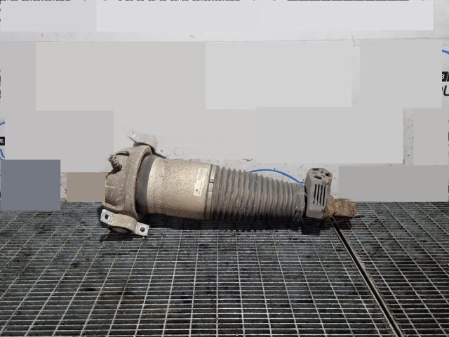 bontott PORSCHE CAYENNE Bal hátsó Rugó