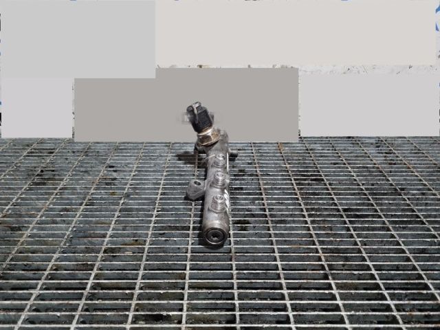 bontott PORSCHE CAYENNE Közösnyomócső