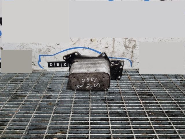 bontott PORSCHE CAYENNE Olajhűtő