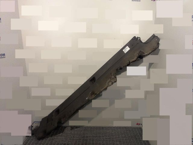 bontott PORSCHE CAYENNE Alsó Motorburkolat