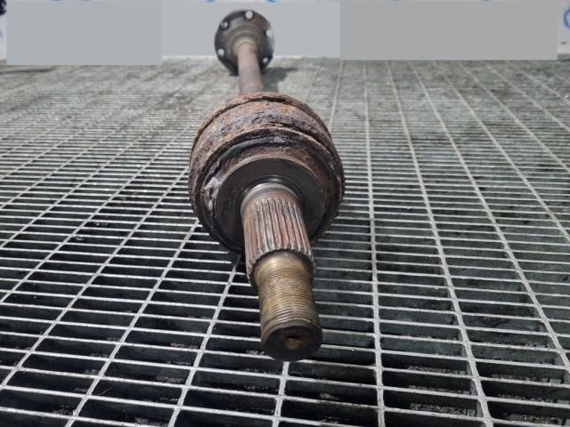 bontott PORSCHE CAYENNE Bal hátsó Féltengely