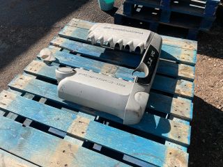 bontott PORSCHE CAYENNE Felső Motorburkolat