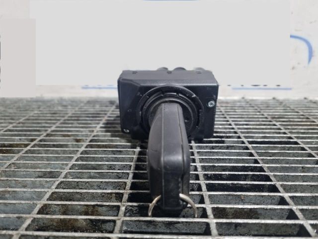 bontott PORSCHE CAYENNE Gyújtáskapcsoló