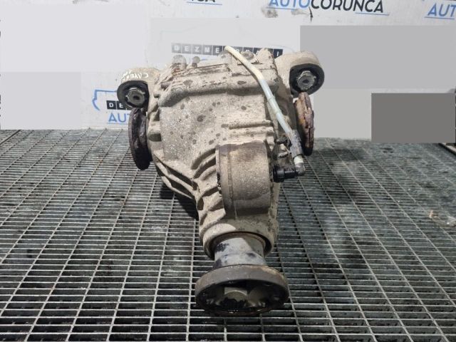 bontott PORSCHE CAYENNE Hátsó Differenciálmű
