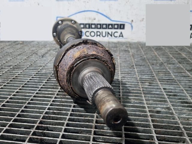 bontott PORSCHE CAYENNE Jobb Féltengely