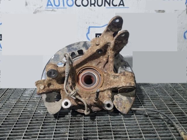 bontott PORSCHE CAYENNE Jobb hátsó Csonkállvány