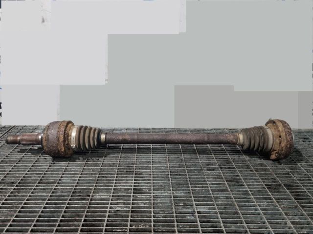 bontott PORSCHE CAYENNE Jobb hátsó Féltengely