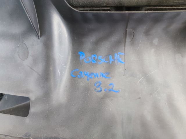 bontott PORSCHE CAYENNE Komplett Homlokfal (Részeivel)