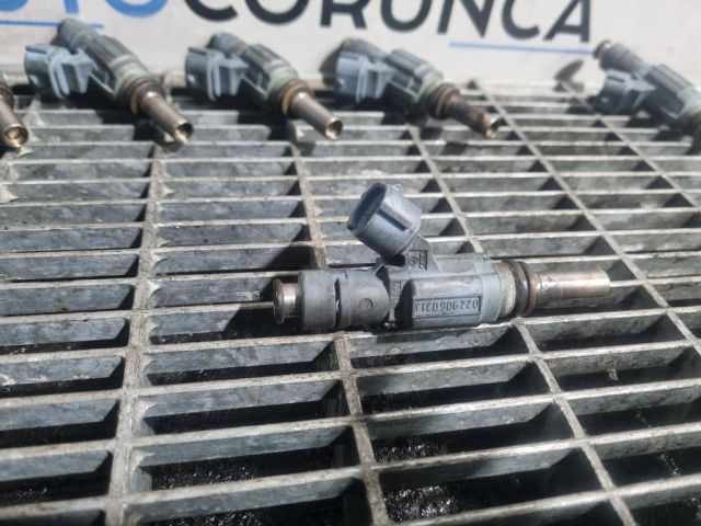 bontott PORSCHE CAYENNE Porlasztó (1 db)