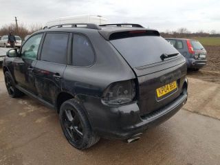 bontott PORSCHE CAYENNE Üzemanyag Szivattyú