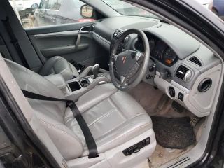 bontott PORSCHE CAYENNE Vízhűtő Radiátor (Klímás)