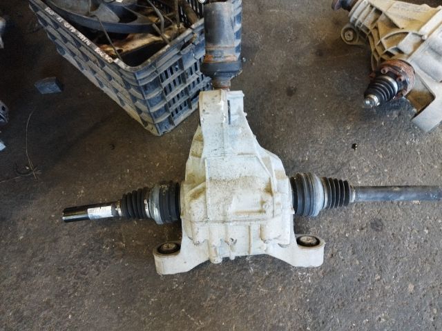 bontott PORSCHE CAYENNE Hátsó Differenciálmű