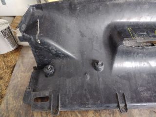 bontott PORSCHE CAYENNE Alsó Hűtő Légterelő