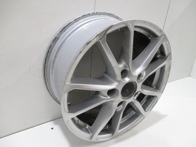 bontott PORSCHE CAYENNE Alufelni (1 db)