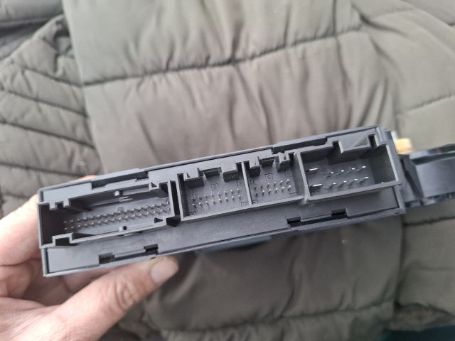 bontott PORSCHE CAYENNE Bal első Ablakemelő Motor