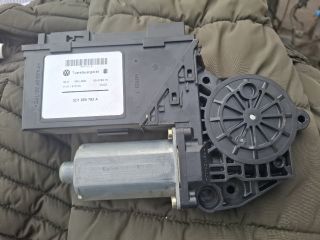 bontott PORSCHE CAYENNE Bal első Ablakemelő Motor