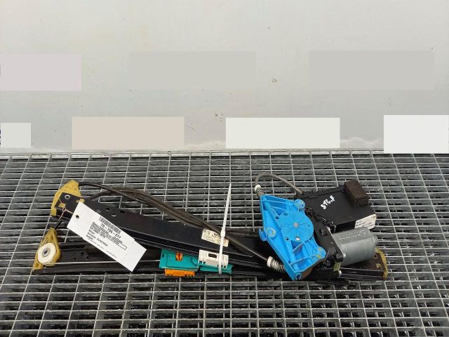 bontott PORSCHE CAYENNE Bal első Ablakemelő Szerkezet (Elektromos)