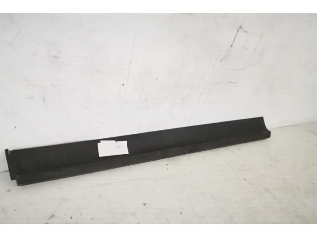 bontott PORSCHE CAYENNE Bal első Ajtó Díszléc