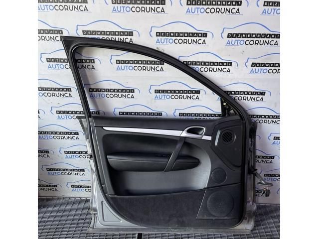 bontott PORSCHE CAYENNE Bal első Ajtó (Üres lemez)