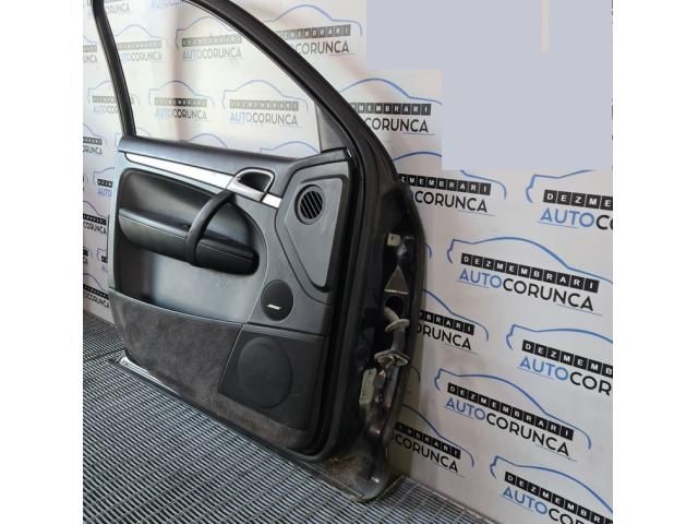 bontott PORSCHE CAYENNE Bal első Ajtó (Üres lemez)