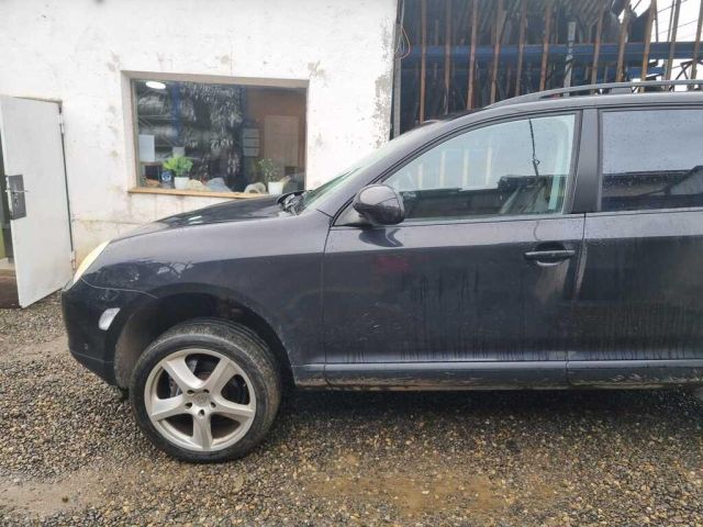 bontott PORSCHE CAYENNE Bal első Ajtó (Üres lemez)